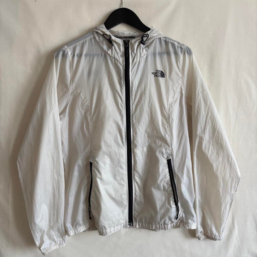 The North Face White Ripstop Ultra lightweight Windbreaker Gorpcore - Size M